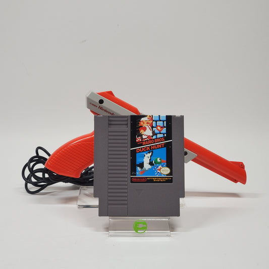 Super Mario Bros and Duck Hunt (Nintendo NES, 1985) with Zapper