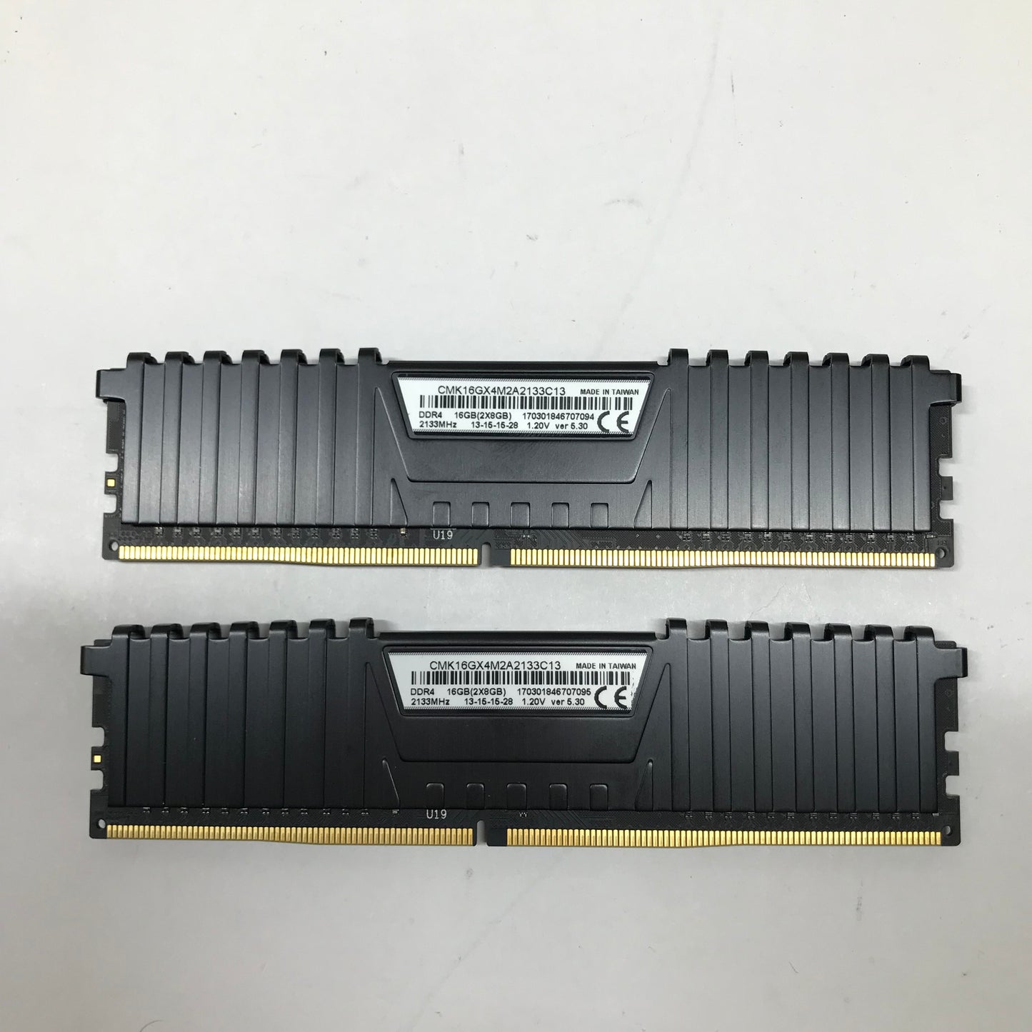 Corsair Vengeance LPX 16GB (2x8GB) DDR4 2133MHz CMK16GX4M2A2133C13