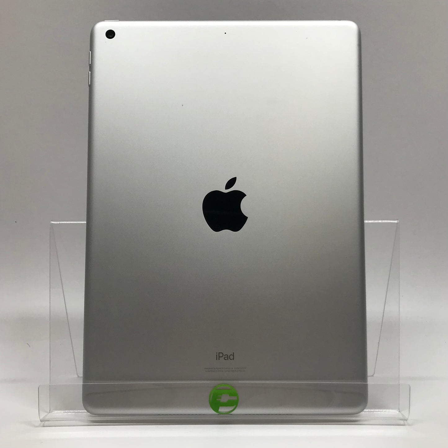 WiFi Only Apple iPad 8th Gen 32GB 17.1.1 Silver MYLA2LL/A